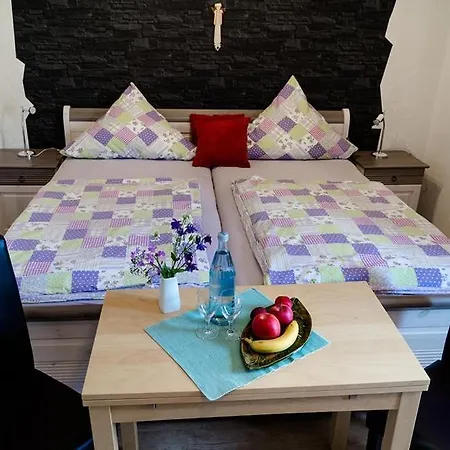 Nocleg ze śniadaniem Allerhand Gaestezimmer *