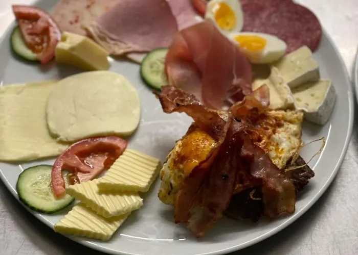 Allerhand Gaestezimmer *